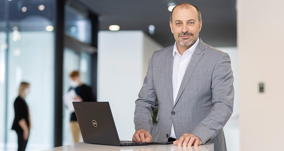 Haimo Bück (Greiner Extrusion), Chief Production Officer (photo)