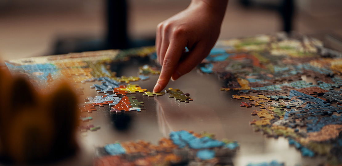 Jigsaw puzzle (photo)